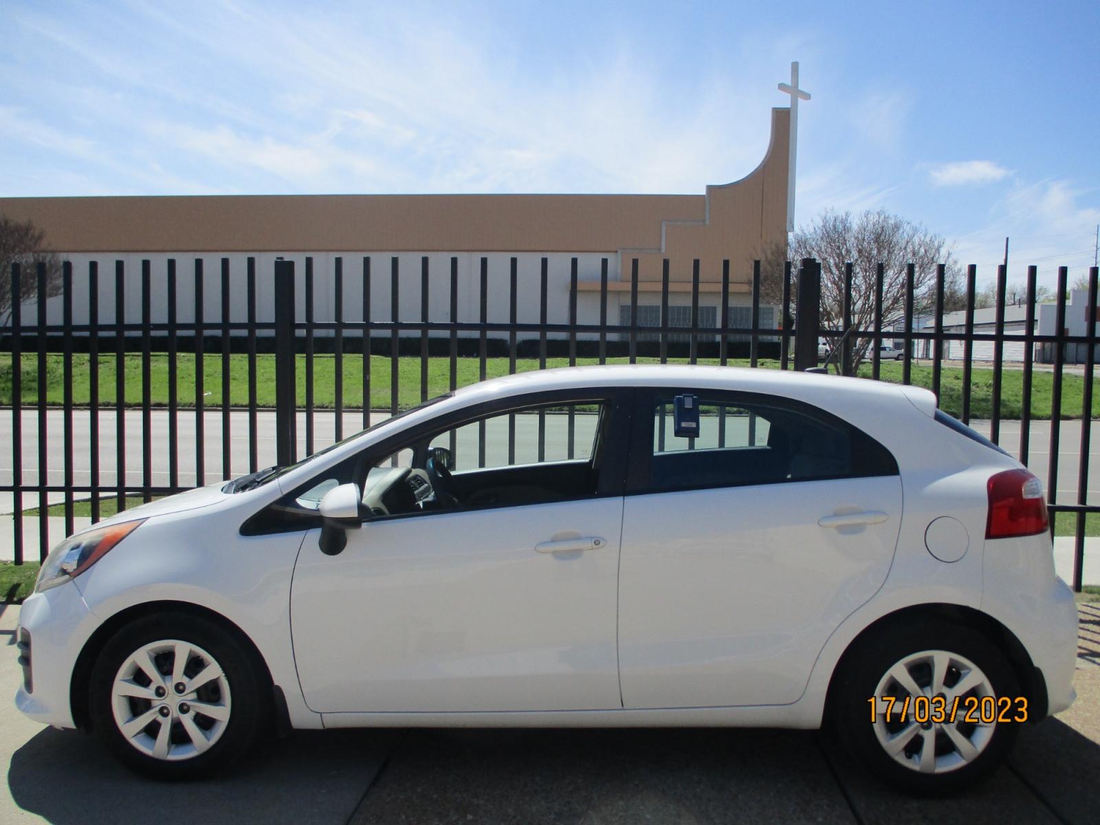 2016 Kia Rio5 LX 6M (KNADM5A39G6) with an 1.6L L4 DOHC 16V engine, 6-Speed Manual transmission, located at 2001 E. Lancaster, Ft. Worth, 76103, (817) 336-7000, 32.746181, -97.301018 - Photo #0