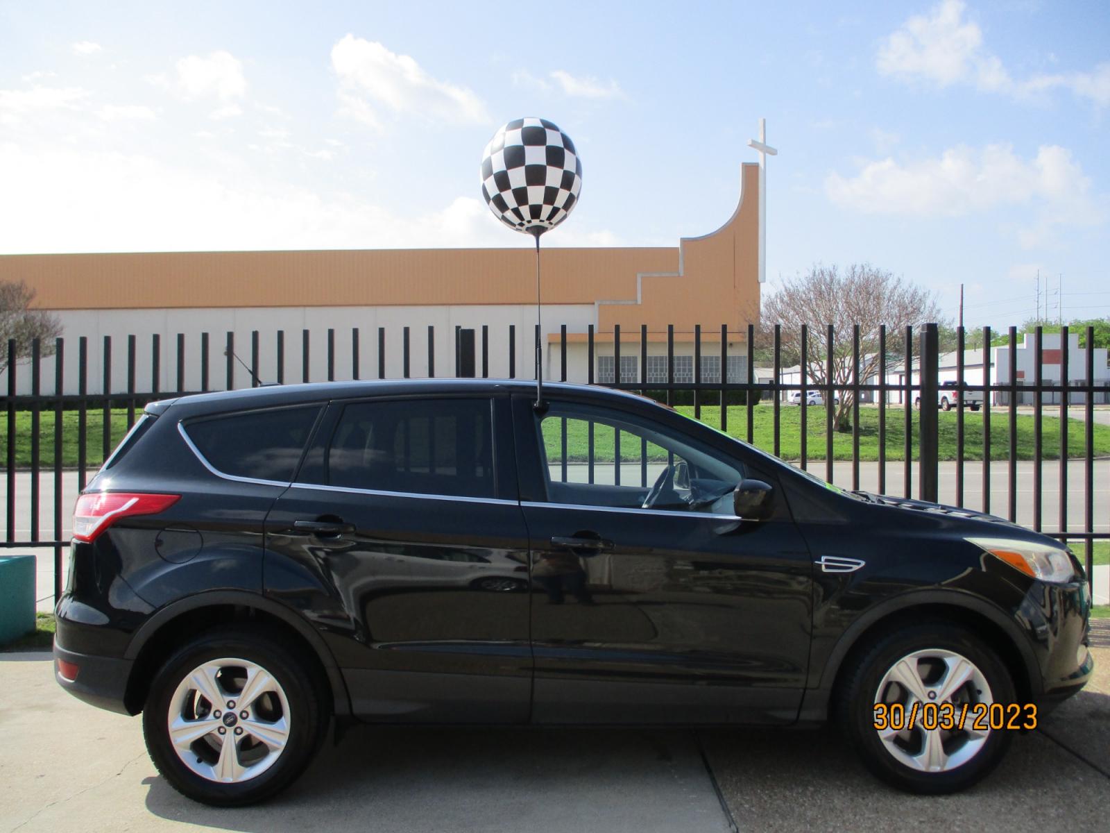 2013 Ford Escape SE AWD (1FMCU9GXXDU) with an 1.6L L4 DOHC 16V engine, 6-Speed Automatic transmission, located at 2001 E. Lancaster, Ft. Worth, 76103, (817) 336-7000, 32.746181, -97.301018 - Photo #1