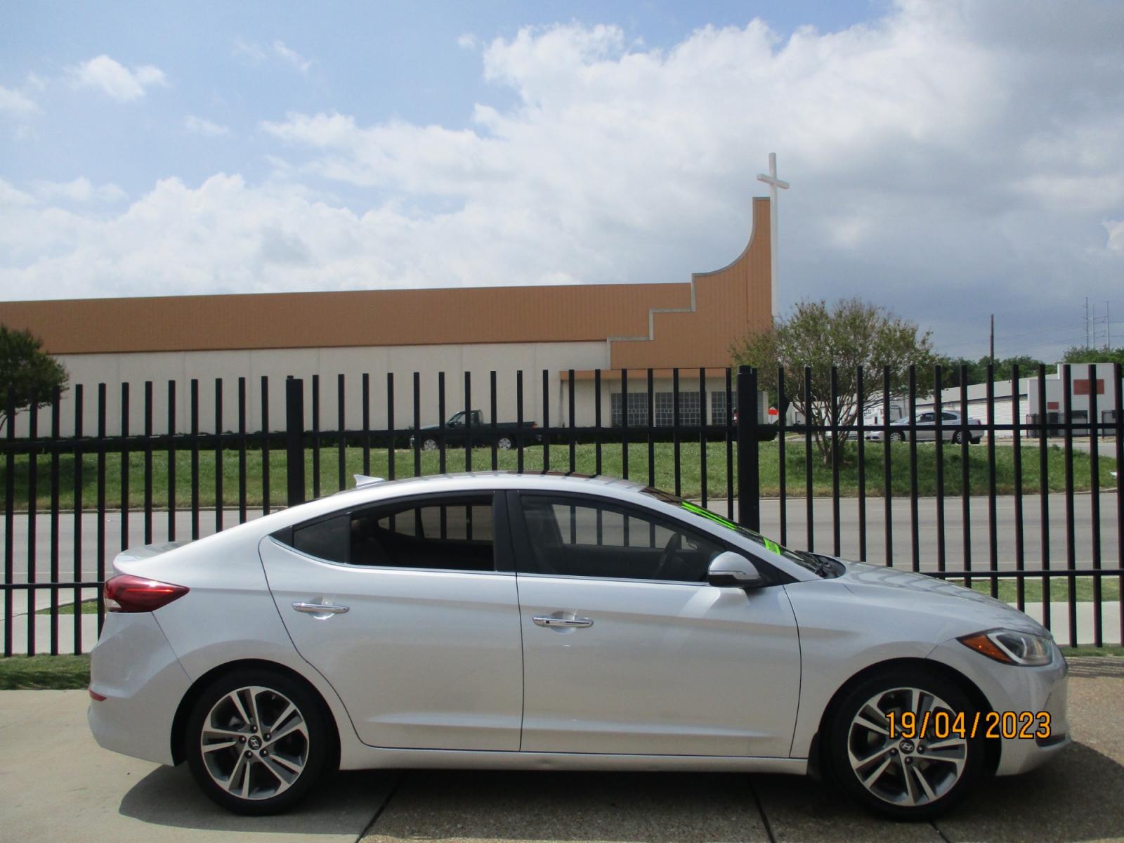 2017 Hyundai Elantra Limited (5NPD84LF8HH) with an 1.8L L4 DOHC 16V engine, 6A transmission, located at 2001 E. Lancaster, Ft. Worth, 76103, (817) 336-7000, 32.746181, -97.301018 - Photo #1