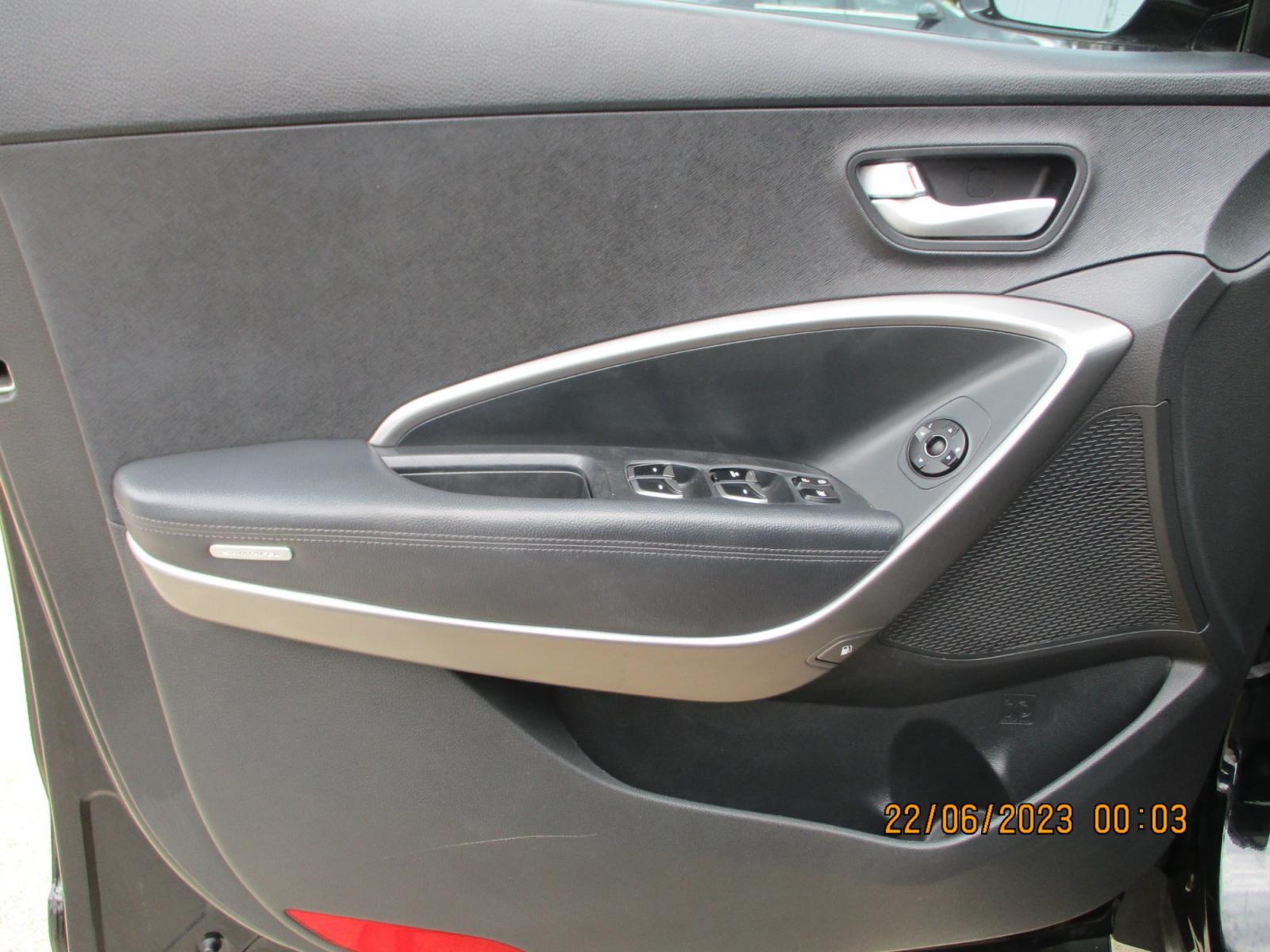 2014 BLACK Hyundai Santa Fe Sport 2.0T FWD (5XYZU3LA9EG) with an 2.0L L4 DOHC 16V TURBO engine, 6-Speed Automatic transmission, located at 2001 E. Lancaster, Ft. Worth, 76103, (817) 336-7000, 32.746181, -97.301018 - Photo #8
