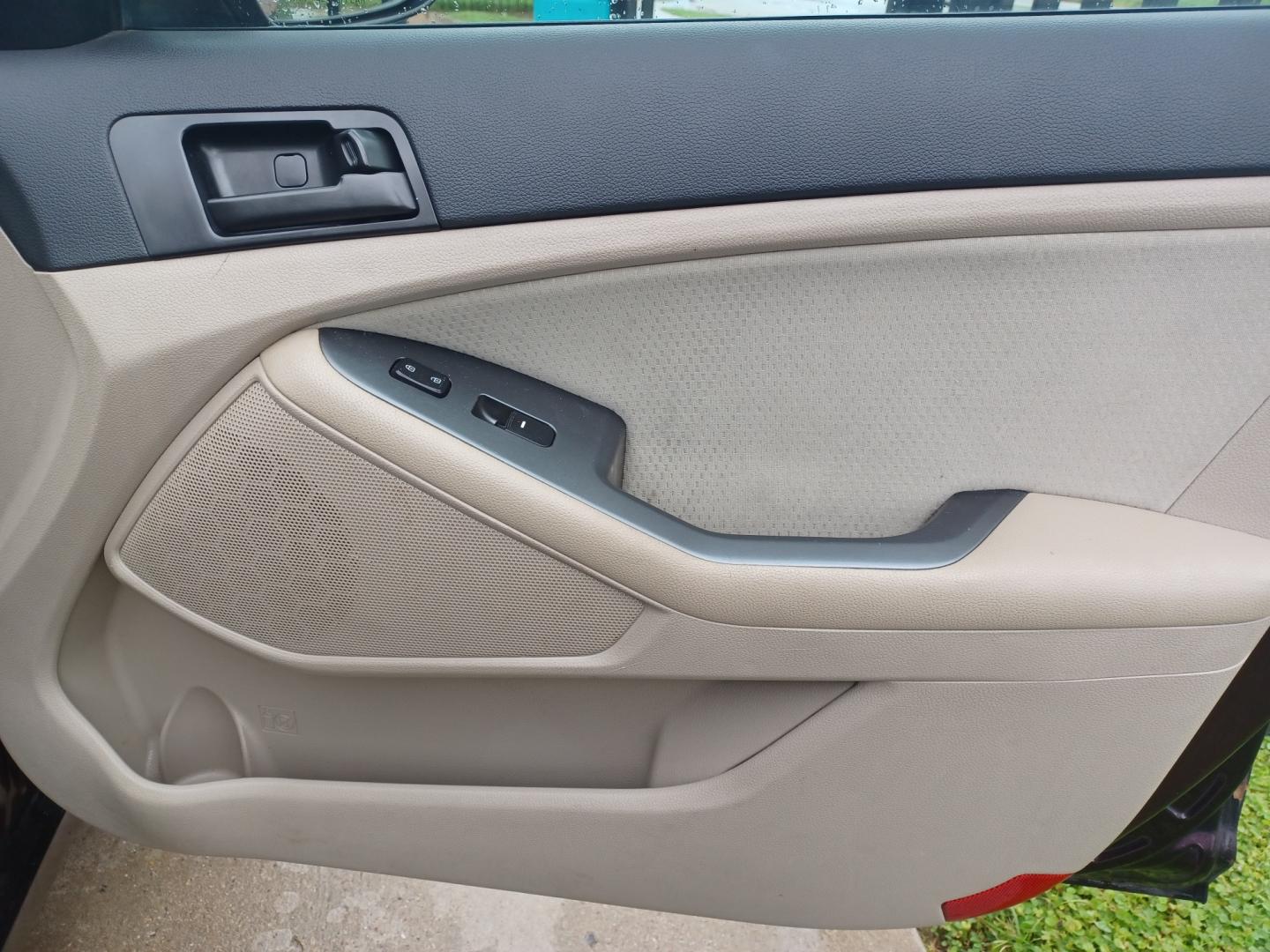 2013 MAROON Kia Optima LX MT (5XXGM4A72DG) with an 2.4L L4 DOHC 16V engine, 5-Speed Manual transmission, located at 2001 E. Lancaster, Ft. Worth, 76103, (817) 336-7000, 32.746181, -97.301018 - Photo#20