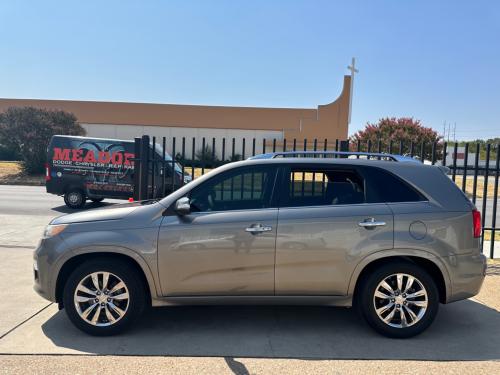 2011 Kia Sorento SX 2WD                   ASK ABOUT OUR SPECIAL FINANCING AND WARRANTY